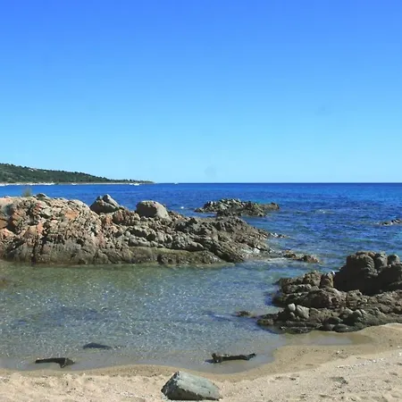 Air-conditioned Near Porto Vecchio, 500 M Sea, 6 People, Two Bathrooms Appartamento